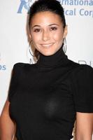 emmanuelle chriqui llegando al evento de niños reparando corazones en el house of blues en los angeles, ca el 18 de febrero de 2009 foto