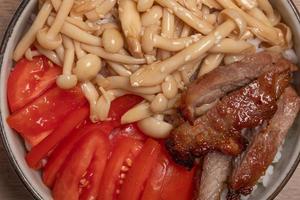 Sauteed Mushrooms in Oyster Sauce Tomatoes Roasted Pork Healthy Food photo