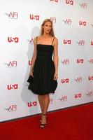 Kelly Lynch arrives at the AFI Salute to Warren Beatty at the Kodak Theater in Los Angeles, CA June 12, 2008 photo