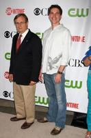 david mccallum llegando a la cbs showtime cw cbs television distribution tca stars party en la biblioteca de huntington en san marino, ca el 3 de agosto de 2009 foto