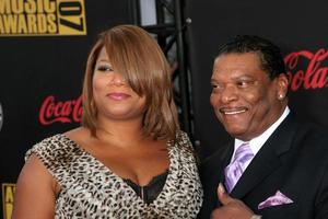 queen latifah and her dad american music awards 2007 nokia theatre los angeles, ca 18 de noviembre de 2007 2007 foto