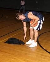 shawn christian en el vigésimo juego de baloncesto de james reynolds days of our lives en la escuela secundaria south pasadena en pasadena, ca el 29 de mayo de 2009 foto