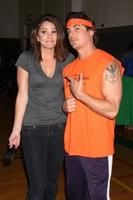 shelley hennig y bryan dattilo en el vigésimo juego de baloncesto de james reynolds days of our lives en la escuela secundaria south pasadena en pasadena, ca el 29 de mayo de 2009 foto