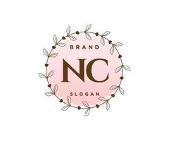 logotipo femenino inicial nc. utilizable para logotipos de naturaleza, salón, spa, cosmética y belleza. elemento de plantilla de diseño de logotipo de vector plano.