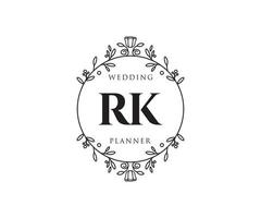 colección de logotipos de monograma de boda con letras iniciales rk, plantillas florales y minimalistas modernas dibujadas a mano para tarjetas de invitación, guardar la fecha, identidad elegante para restaurante, boutique, café en vector
