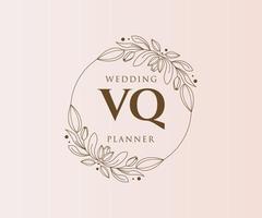 colección de logotipos de monograma de boda con letras iniciales vq, plantillas florales y minimalistas modernas dibujadas a mano para tarjetas de invitación, guardar la fecha, identidad elegante para restaurante, boutique, café en vector