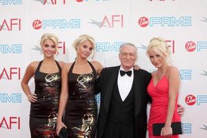 Hugh Hefner llegando a los premios AFI Life Achievement Awards en honor a Michael Douglas en Sony Studios, en Culver City, California, el 11 de junio de 2009. El programa se transmite por TV Land el 19 de julio de 2009 a las 9:00 p. m. y hora del Pacífico. foto