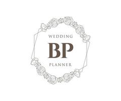 Colección de logotipos de monogramas de boda con letras iniciales de pb, plantillas florales y minimalistas modernas dibujadas a mano para tarjetas de invitación, guardar la fecha, identidad elegante para restaurante, boutique, café en vector