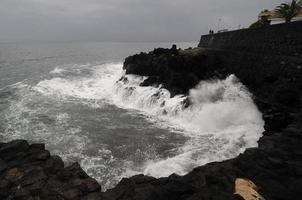 Huge sea waves photo