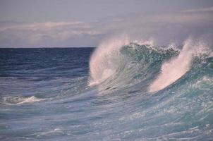 Huge sea waves photo