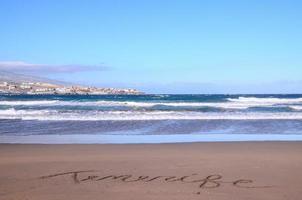 playa de arena en las islas canarias foto