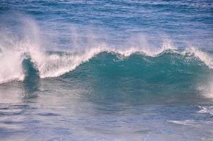 Huge sea waves photo