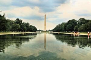 una vista del monumento a washington foto