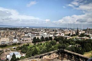 una vista panorámica de edimburgo en escocia foto