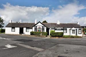 escocia en el reino unido en 2021. una vista de la tienda de herreros en gretna green foto