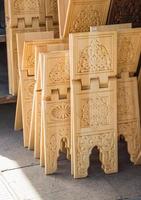 conjunto de atriles de madera de estilo otomano
