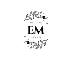 colección de logotipos de monograma de boda con letras iniciales em, plantillas florales y minimalistas modernas dibujadas a mano para tarjetas de invitación, guardar la fecha, identidad elegante para restaurante, boutique, café en vector