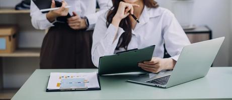 KPI Business Analytics Data Dashboard. Analyst Using Computer photo