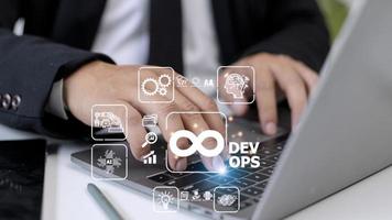 operaciones de desarrollo de metodología devops concepto de tecnología de programación ágil. foto