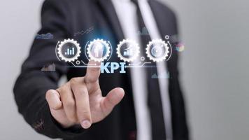 kpi indicador clave de rendimiento concepto de tecnología de internet empresarial. foto