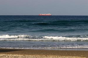 costa del mar mediterráneo en el norte de israel. foto