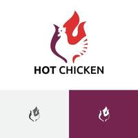 logotipo de restaurante de comida a la parrilla con llama de fuego de pollo caliente vector