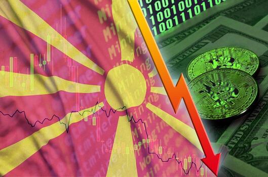 bandera de macedonia y tendencia descendente de criptomonedas con dos bitcoins en billetes de dólar y visualización de código binario foto