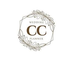 colección de logotipos de monograma de boda con letras iniciales cc, plantillas florales y minimalistas modernas dibujadas a mano para tarjetas de invitación, guardar la fecha, identidad elegante para restaurante, boutique, café en vector