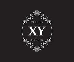 colección de logotipos de monograma de boda con letras iniciales xy, plantillas florales y minimalistas modernas dibujadas a mano para tarjetas de invitación, guardar la fecha, identidad elegante para restaurante, boutique, café en vector