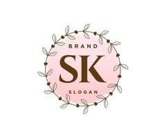 logotipo femenino inicial de sk. utilizable para logotipos de naturaleza, salón, spa, cosmética y belleza. elemento de plantilla de diseño de logotipo de vector plano.