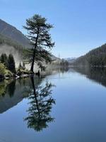 hermoso paisaje en las montañas de altai, rusia foto