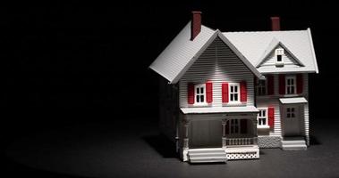 4k plek lit model- huis langzaam roterend video