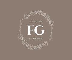 Colección de logotipos de monograma de boda con letras iniciales fg, plantillas florales y minimalistas modernas dibujadas a mano para tarjetas de invitación, guardar la fecha, identidad elegante para restaurante, boutique, café en vector