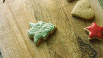 decoro galletas de jengibre con glaseado real. la mejor galleta de jengibre casera video