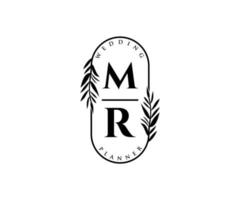 Colección de logotipos de monogramas de boda con letras iniciales, plantillas florales y minimalistas modernas dibujadas a mano para tarjetas de invitación, guardar la fecha, identidad elegante para restaurante, boutique, café en vector