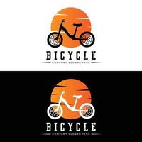 logotipo de bicicleta, vector de vehículo informal, diseño adecuado para tiendas de bicicletas, sucursales deportivas, bicicletas de montaña y bicicletas para niños