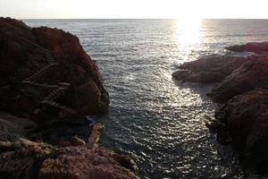 camino de ronda, un camino paralelo a la costa brava catalana, ubicado en el mar mediterráneo en el norte de cataluña, españa. foto