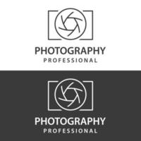 logotipo de cámara de fotografía, obturador de cámara de lente, digital, línea, profesional, elegante y moderno. el logotipo se puede utilizar para estudio, fotografía y negocios. utilizando plantillas de edición de ilustraciones vectoriales. vector