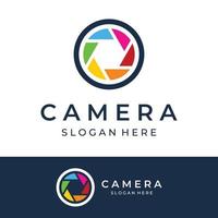 logotipo de cámara de fotografía, obturador de cámara de lente, digital, línea, profesional, elegante y moderno. el logotipo se puede utilizar para estudio, fotografía y negocios. utilizando plantillas de edición de ilustraciones vectoriales. vector