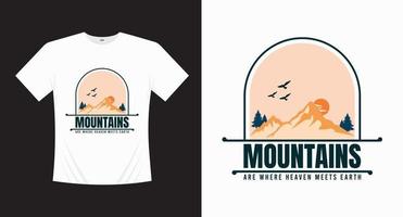 plantilla de diseño de impresión de camiseta de montañas únicas vector