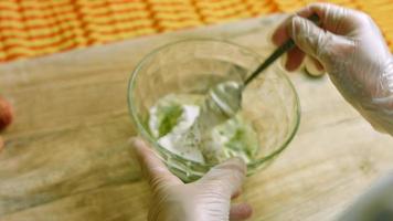 combinação de sushi e burritos. lichia também é usado para sabor residual video