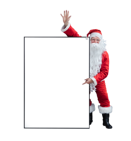 der weihnachtsmann hält und zeigt das weiße leere schild für saisonale verkaufs- und ankündigungstafelwerbung, die auf transparentem hintergrund für die kommerzielle nutzung isoliert ist png