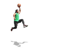 jugador de baloncesto asiático haciendo dunk saltando para anotar con trazado de recorte png
