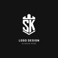 inicial del logotipo del monograma sk con estilo de forma de corona y protector de escudo vector