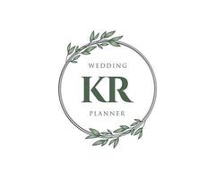 colección de logotipos de monograma de boda con letras iniciales kr, plantillas florales y minimalistas modernas dibujadas a mano para tarjetas de invitación, guardar la fecha, identidad elegante para restaurante, boutique, café en vector