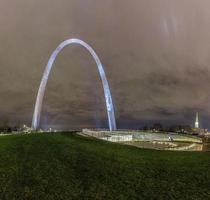 View of the Gateway Arch in St. Louis from Gateway Park at night photo