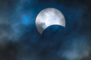 primer plano del eclipse lunar foto