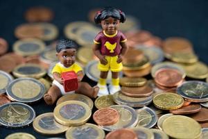 Children cost a lot of money. There is some support from the state through child benefit photo