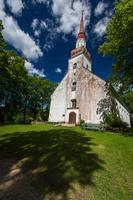 iglesia luterana en verano foto