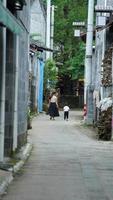 la antigua vista del pueblo chino con las antiguas arquitecturas construidas en él foto